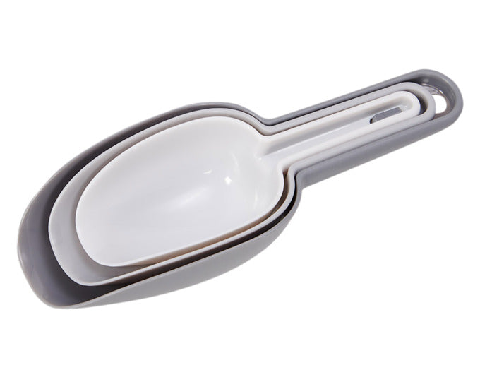 PATISSE Mehlschaufel-Set 3-teilig stapelbar Kunststoff 50/100/150 ml in  präsentiert im Onlineshop von KAQTU Design AG. Küchenhelfer ist von PATISSE