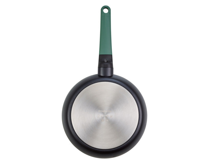 Die BRABANTIA Tasty+ Bratpfanne (ø 24 cm) aus recyceltem Material bietet nachhaltiges Kochen mit hochwertiger Antihaftbeschichtung.