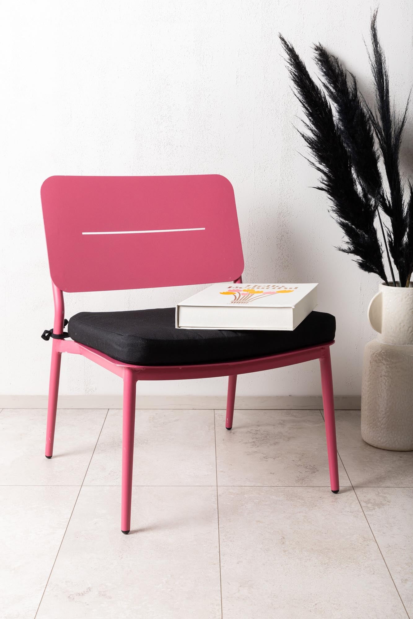 Lina Sessel in Rosa präsentiert im Onlineshop von KAQTU Design AG. Outdoor-Sessel ist von Venture Home