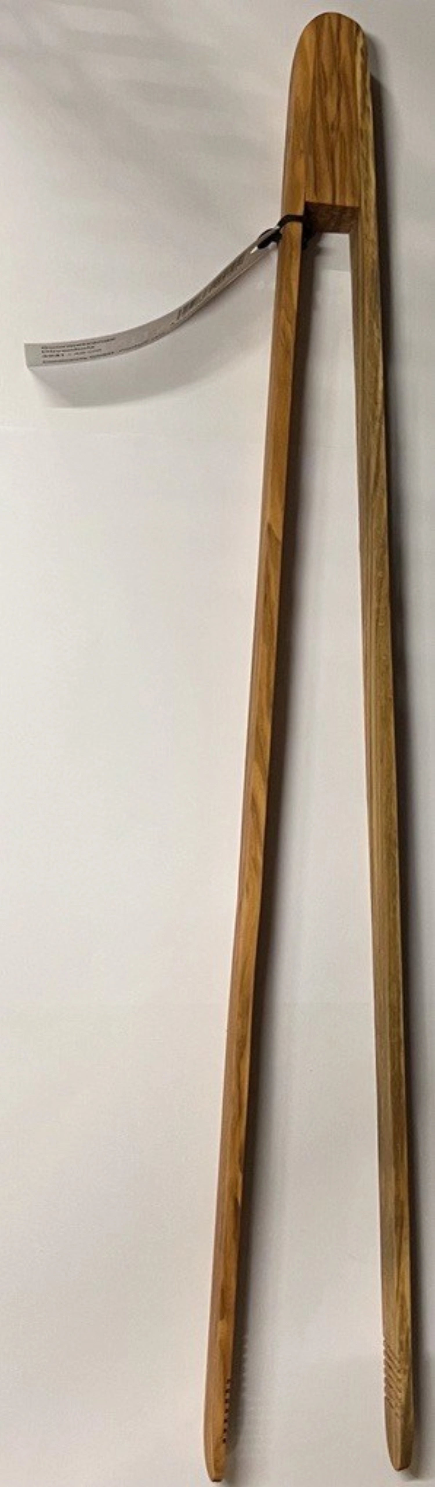 Elegante 40 cm lange Gourmetzange aus hochwertigem Olivenholz, ideal für Grill und Küche, von Continenta, in warmen Brauntönen.