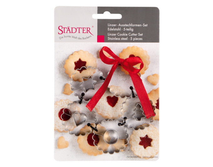 Set aus 5 gewellten Linzer-Ausstechern von STÄDTER, ideal für Spitzbuben. Perfekt für kreative Backideen und gleichmäßige Ergebnisse.