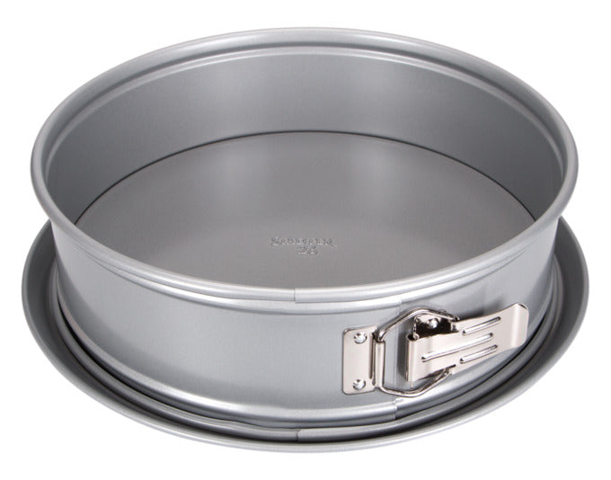 STÄDTER Springform ø 26x7 cm silber We love Baking in  präsentiert im Onlineshop von KAQTU Design AG. Backform / Backblech ist von STÄDTER