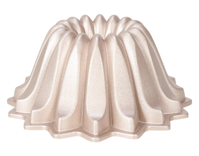 PATISSE Gugelhupfform Blume Aluguss ø 24 cm in  präsentiert im Onlineshop von KAQTU Design AG. Backform / Backblech ist von PATISSE