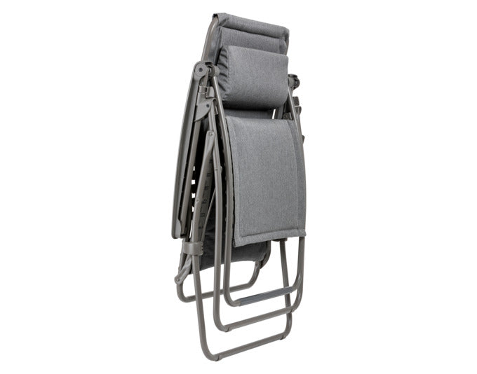 Erleben Sie ultimativen Komfort mit dem LAFUMA Relaxsessel RSXA Clip XL ombre. Ideal für Garten und Terrasse, bietet er stilvolles Design und hochwertige Materialien.