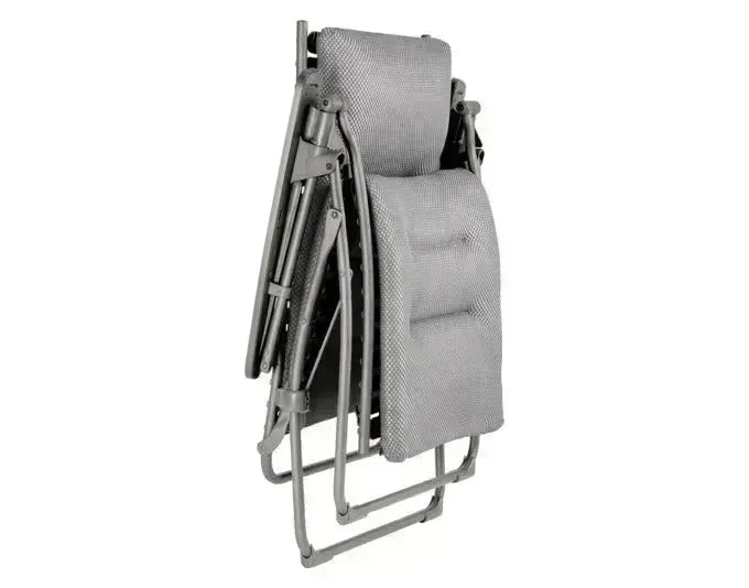 Ergonomischer LAFUMA Relaxsessel Evolution BeComfort® mit robustem Titangestell und komfortabler Polsterung in Silber.