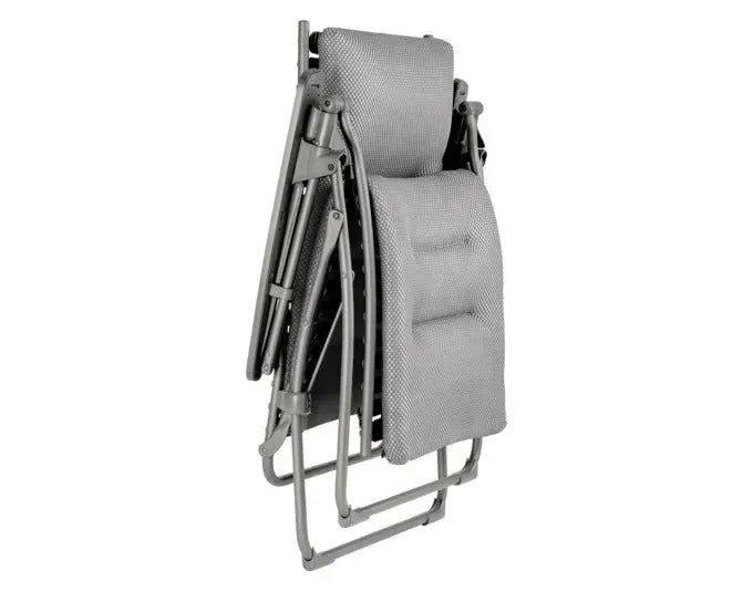 Ergonomischer LAFUMA Relaxsessel Evolution BeComfort® mit robustem Titangestell und komfortabler Polsterung in Silber.