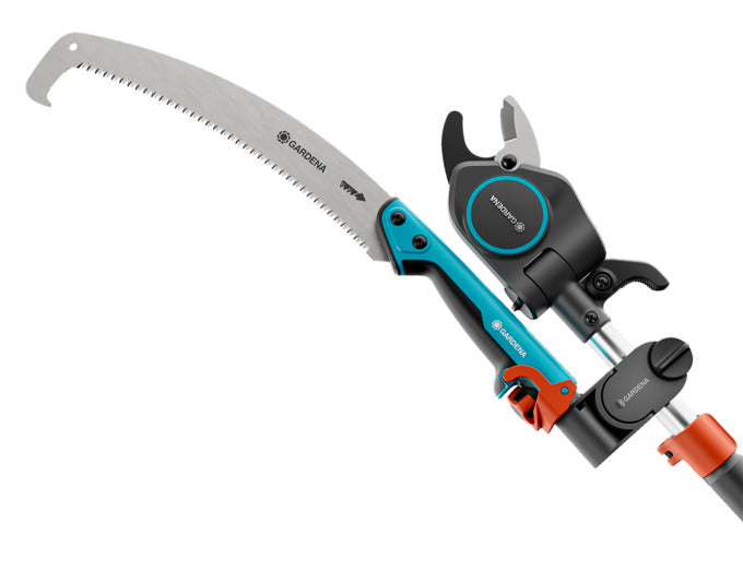GARDENA Teleskop-Baumschneider StarCut Pro L: Präzises Schneiden von Ästen, teleskopierbar, robust und einfach zu bedienen.