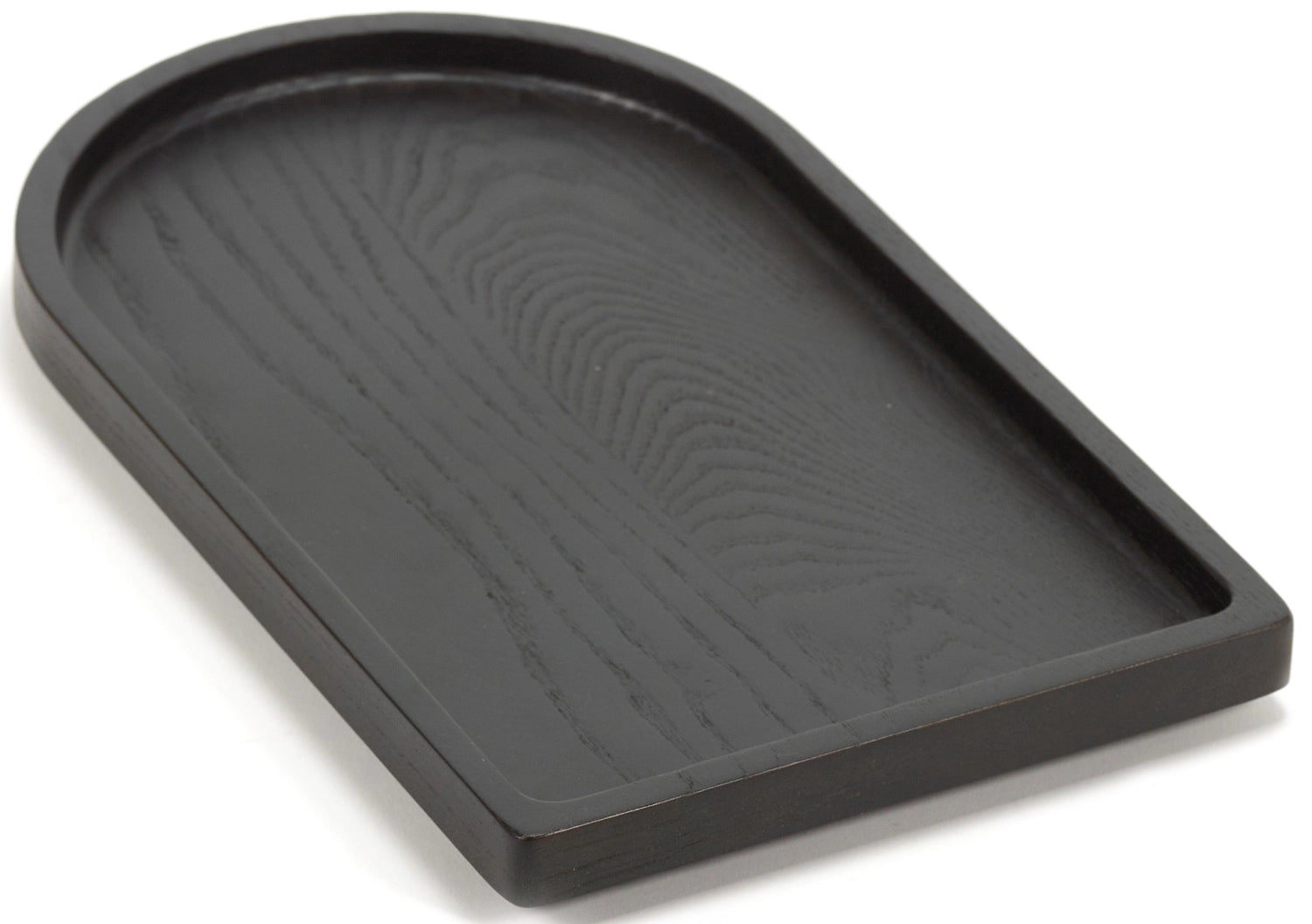 La Mère Tablett M 30x18x2.5 cm Black in Schwarz präsentiert im Onlineshop von KAQTU Design AG. Tablett ist von Serax