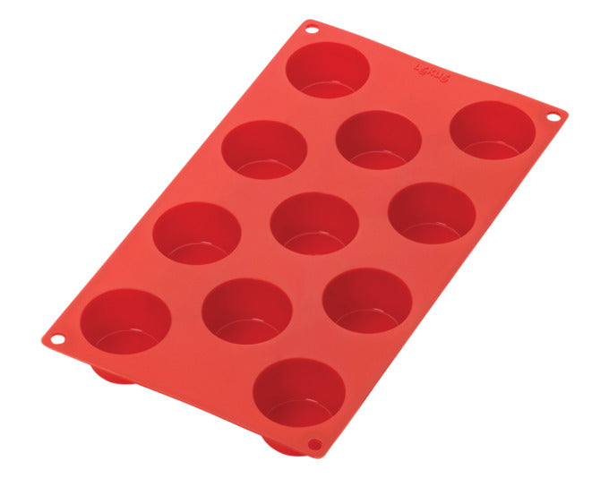 LÉKUÉ Muffinform Mini 11er Silikon 30.5x17.5 cm rot in  präsentiert im Onlineshop von KAQTU Design AG. Backform / Backblech ist von LEKUE
