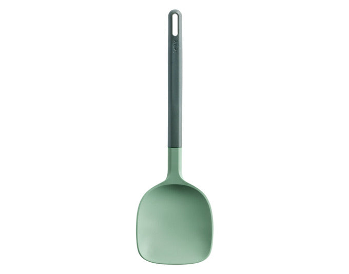 LÉKUÉ Pfannenwender für Wok Silikon 31.5x5 cm grün in  präsentiert im Onlineshop von KAQTU Design AG. Kochbesteck ist von LEKUE
