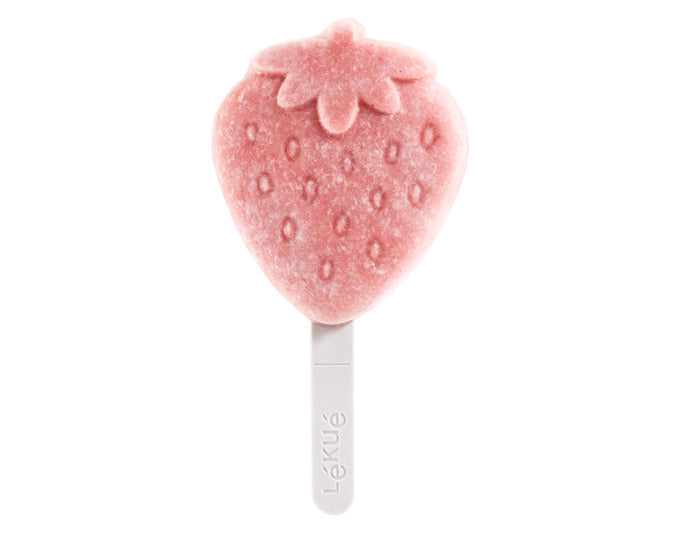 Kreieren Sie mit der LEKUE Glaceform Erdbeere 4 Stück Silikon rot fruchtige Eis am Stiel in origineller Erdbeerform – ideal für jeden Anlass!