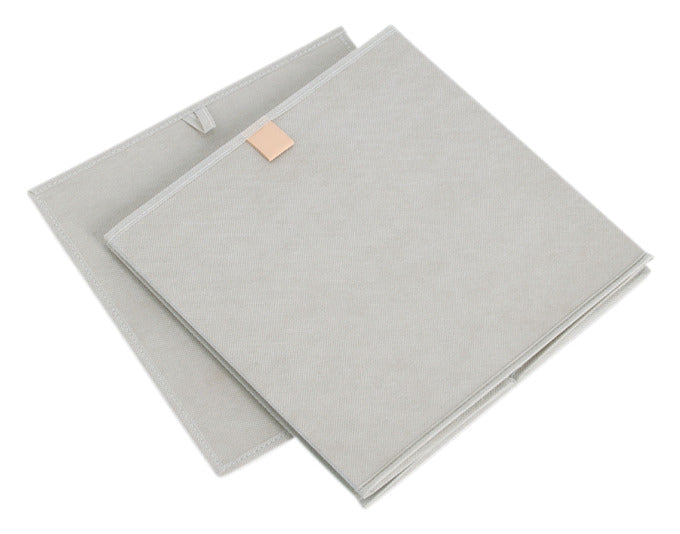 Praktische graue Aufbewahrungsbox aus Vlies, 32x32x32 cm, ideal für Ordnung und stilvolle Organisation im Zuhause.
