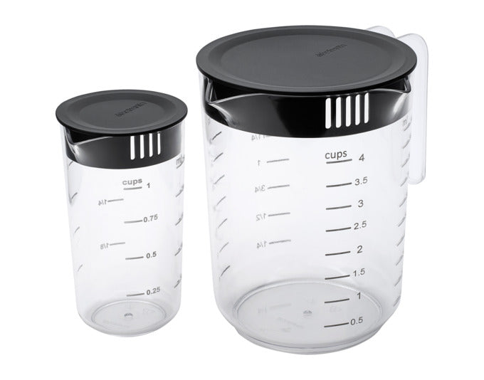 Praktisches BRABANTIA Messbecher-Set Tasty+ mit Deckel, 250 ml und 1 l, ideal für präzises Abmessen und Aufbewahren in der Küche.