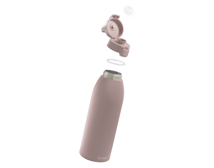 Die SIGG Shield Therm One 1.5 l Isolierflasche in Dusk hält Getränke lange warm oder kalt. Perfekt für Outdoor-Abenteuer und Alltag.
