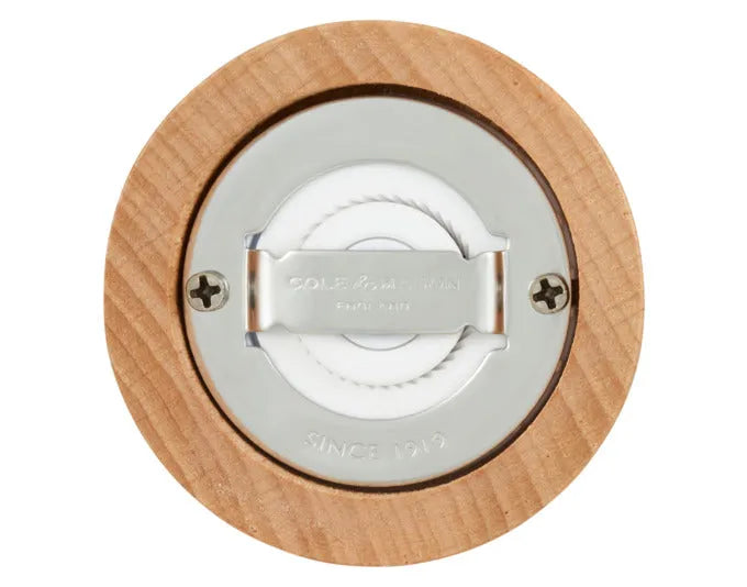 Elegante Salzmühle aus natürlichem Buchenholz, 18 cm hoch, von COLE & MASON. Perfekt für stilvolles Würzen in der Küche.