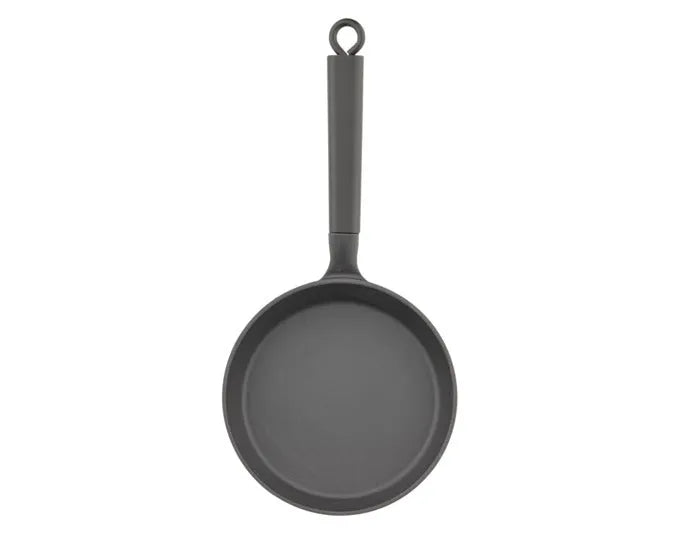 Die SPRING Bratpfanne Escale (20 cm) überzeugt mit hochwertiger Verarbeitung und idealer Wärmeverteilung für perfektes Braten.