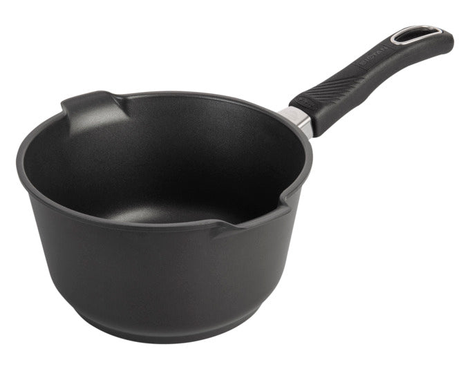 GASTROLUX Milchkochtopf mit Stiel ohne Deckel Induktion ø 20 cm in Schwarz präsentiert im Onlineshop von KAQTU Design AG. Kochtopf ist von GASTROLUX