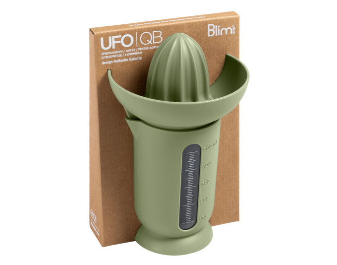 Die BLIM PLUS Zitruspresse Ufo in Grün ist ein praktisches 2-teiliges Set mit 0,5 l Fassungsvermögen, ideal für frischen Saft.