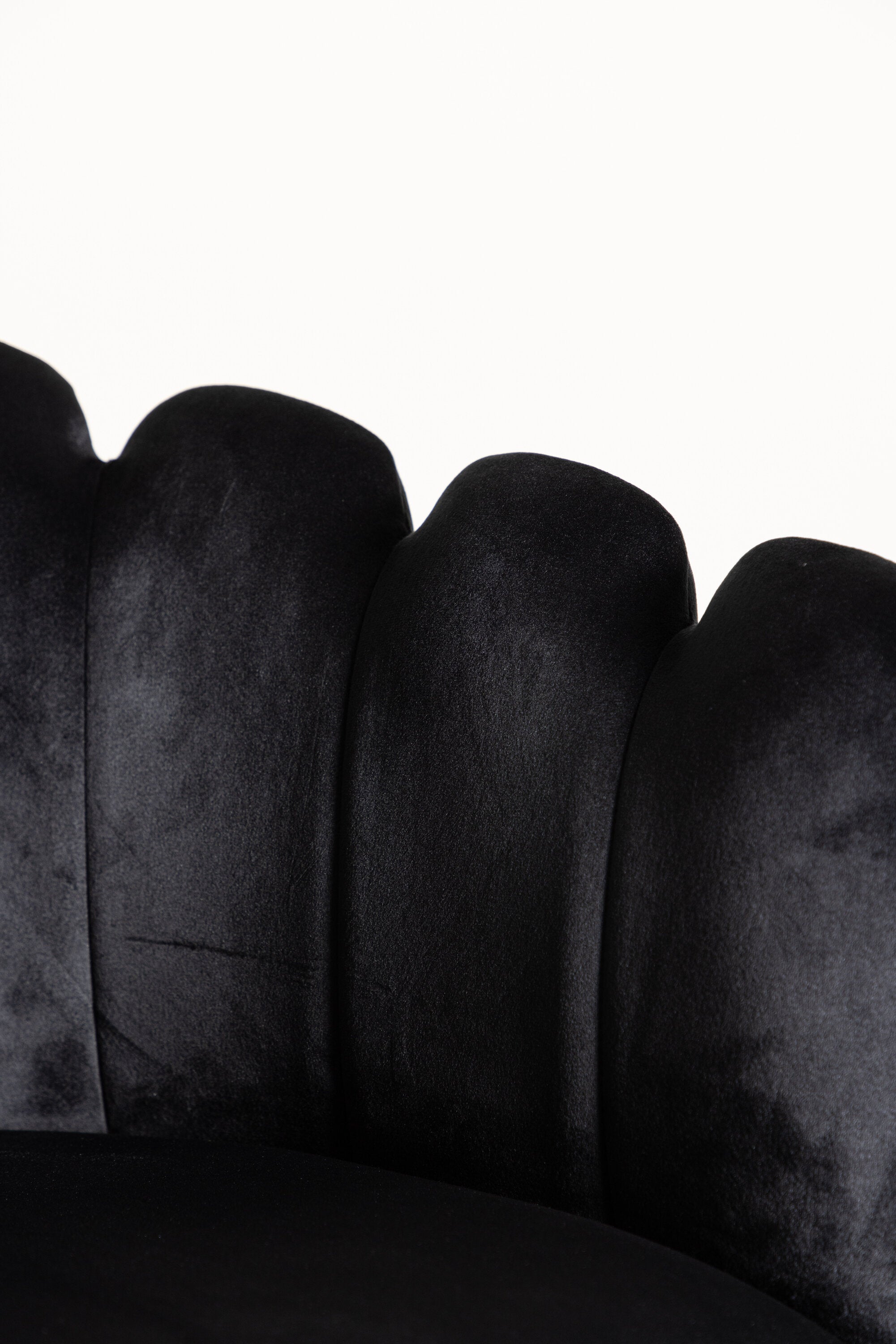 Limhamn Stuhl in Schwarz präsentiert im Onlineshop von KAQTU Design AG. Schalenstuhl mit Armlehne ist von Furniture Fashion