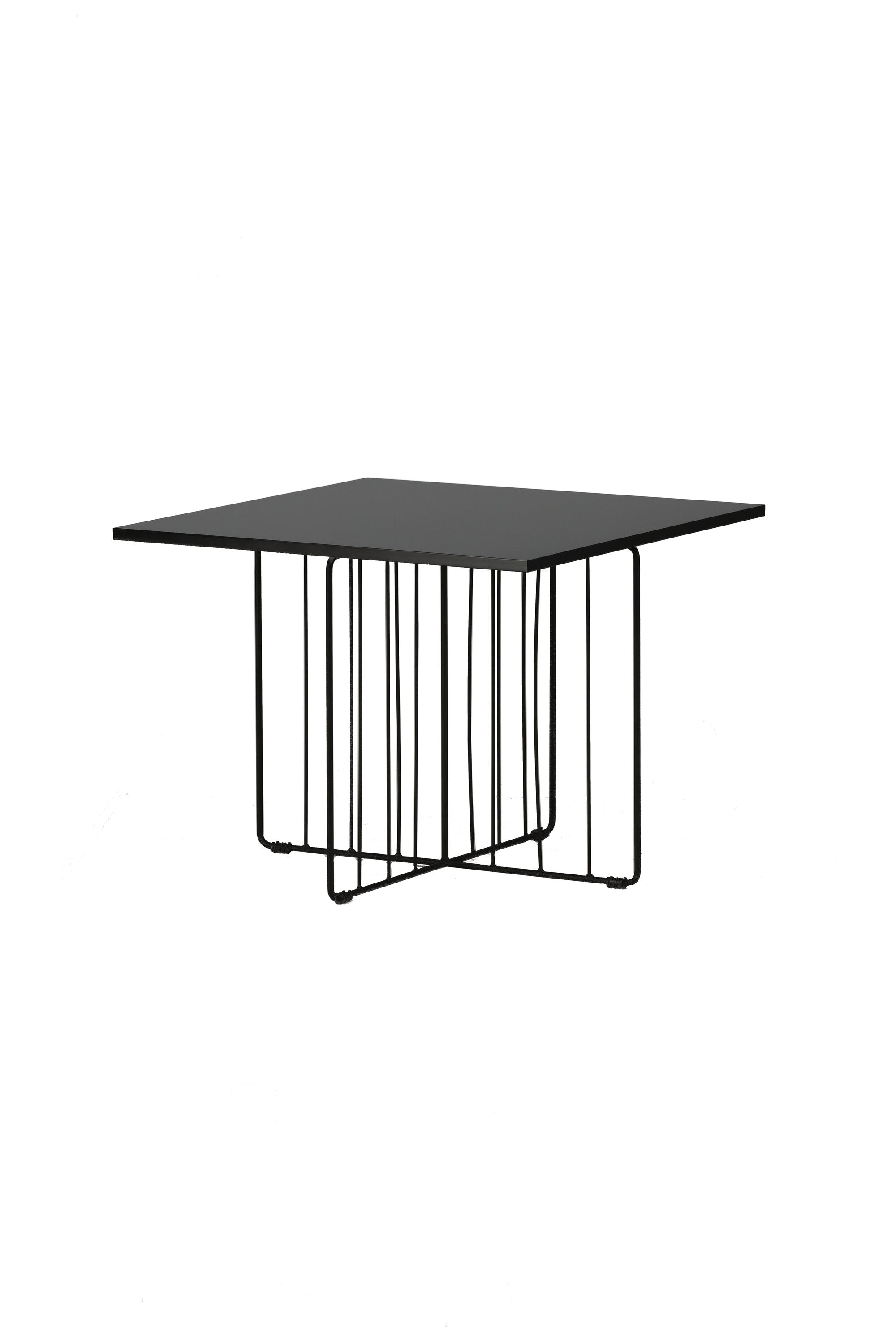 Dayton Coffee Tisch in Schwarz präsentiert im Onlineshop von KAQTU Design AG. Beistelltisch ist von Venture Home