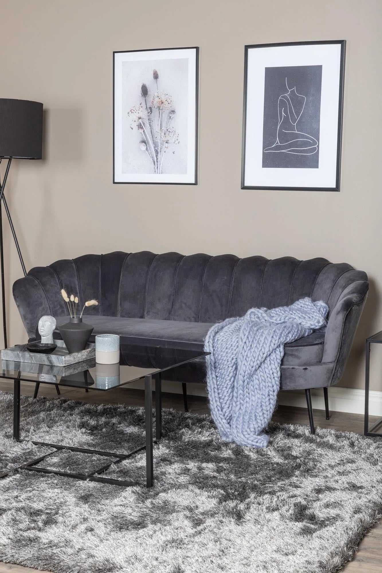 Calais Sofa: Modernes Design und ultimativer Komfort vereint.