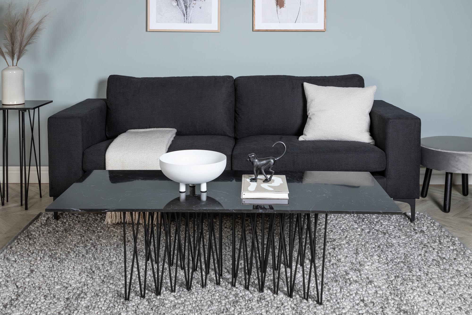 Bolero Sofa in Schwarz präsentiert im Onlineshop von KAQTU Design AG. 3er Sofa ist von Venture Home