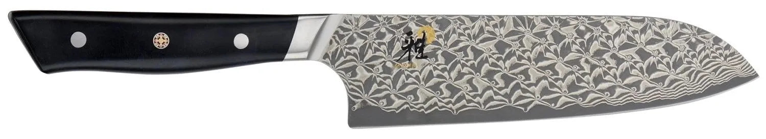 Miyabi Hibana 800DP Santoku: 180 mm FC61 Stahl, Damaststruktur, Pakkaholzgriff. Perfekt für präzises Schneiden in der Küche.