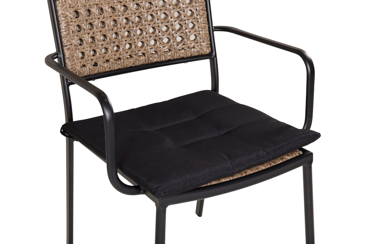 Paola Stuhl in Natur präsentiert im Onlineshop von KAQTU Design AG. Gartenstuhl mit Armlehnen ist von Venture Home