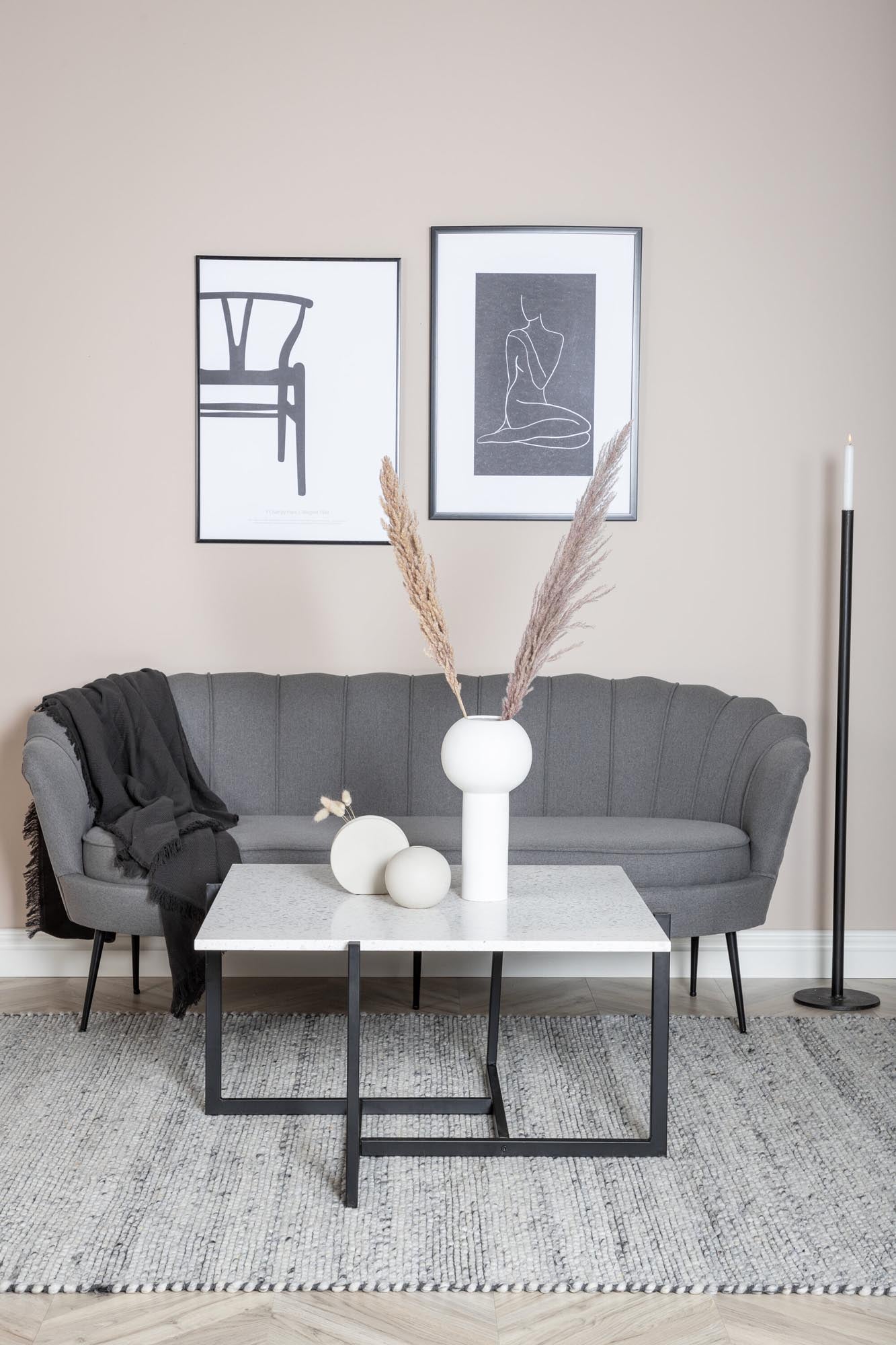 Calais Sofa in Grau präsentiert im Onlineshop von KAQTU Design AG. 3er Sofa ist von Venture Home