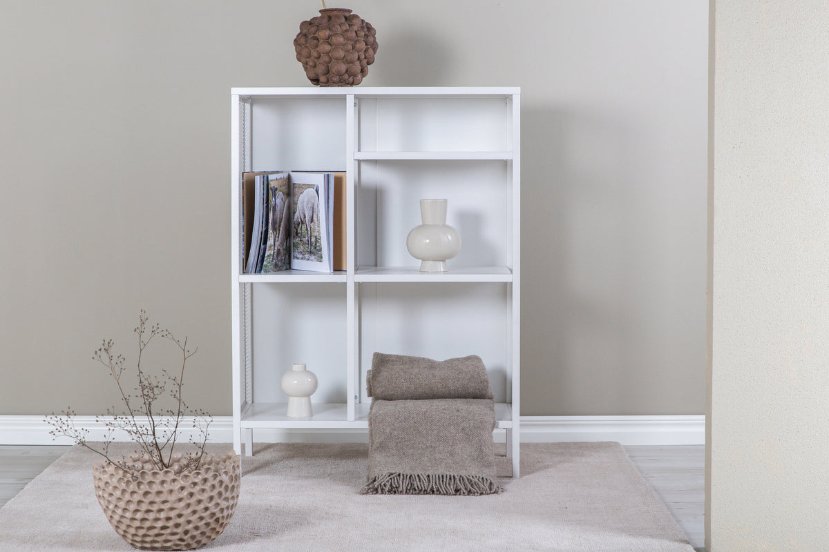 Mischa Regal in Weiss präsentiert im Onlineshop von KAQTU Design AG. Standregal ist von Venture Home