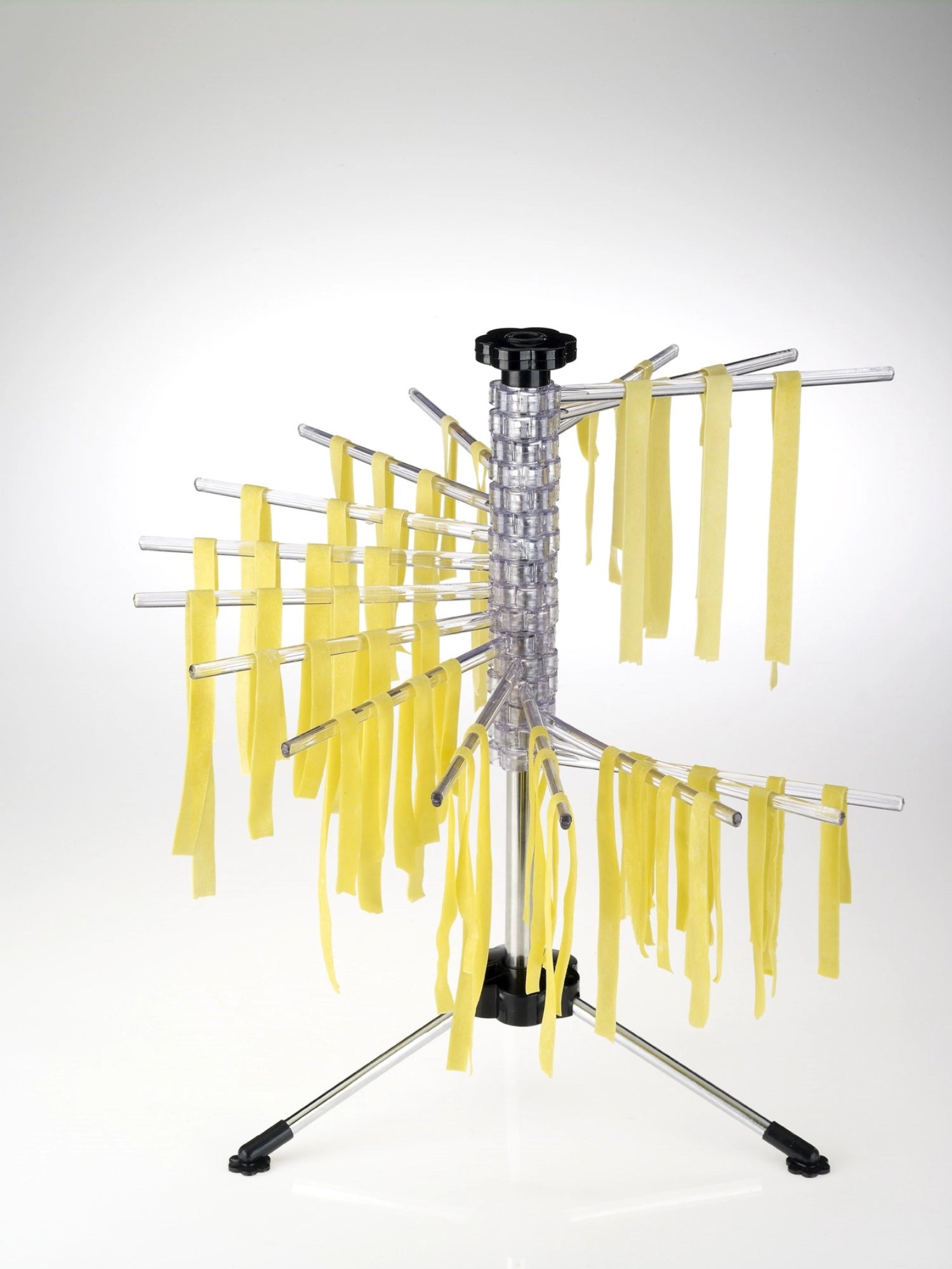 Nudeltrockner Pasta-Tree von Westmark, 45x45x45.5 cm, ideal zum Trocknen von frischer Pasta, platzsparendes Design für die Küche.