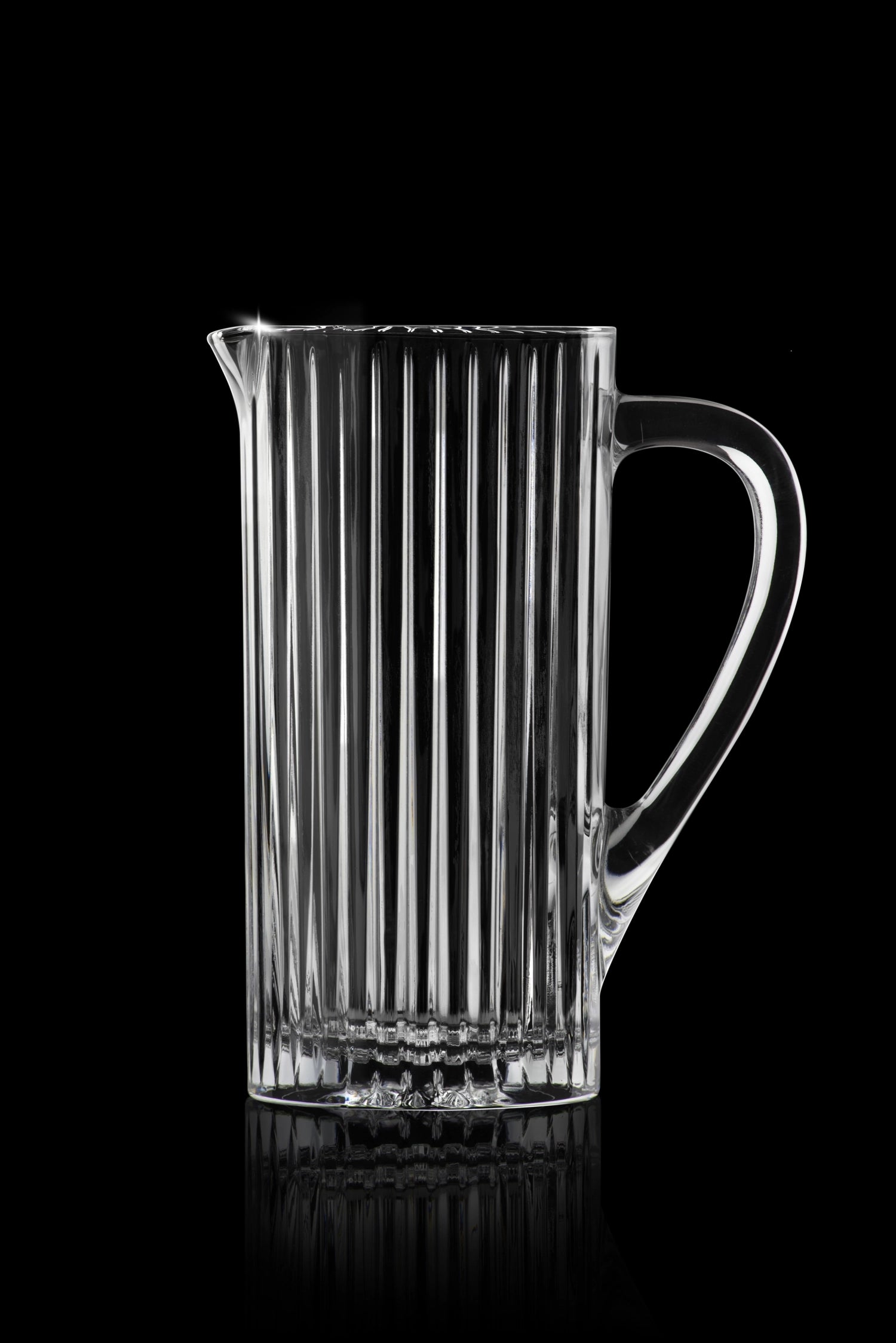 Elegante Timeless Krug Karaffe von RCR, 23 cm hoch, 1,2 Liter, ideal für stilvolles Servieren von Getränken.