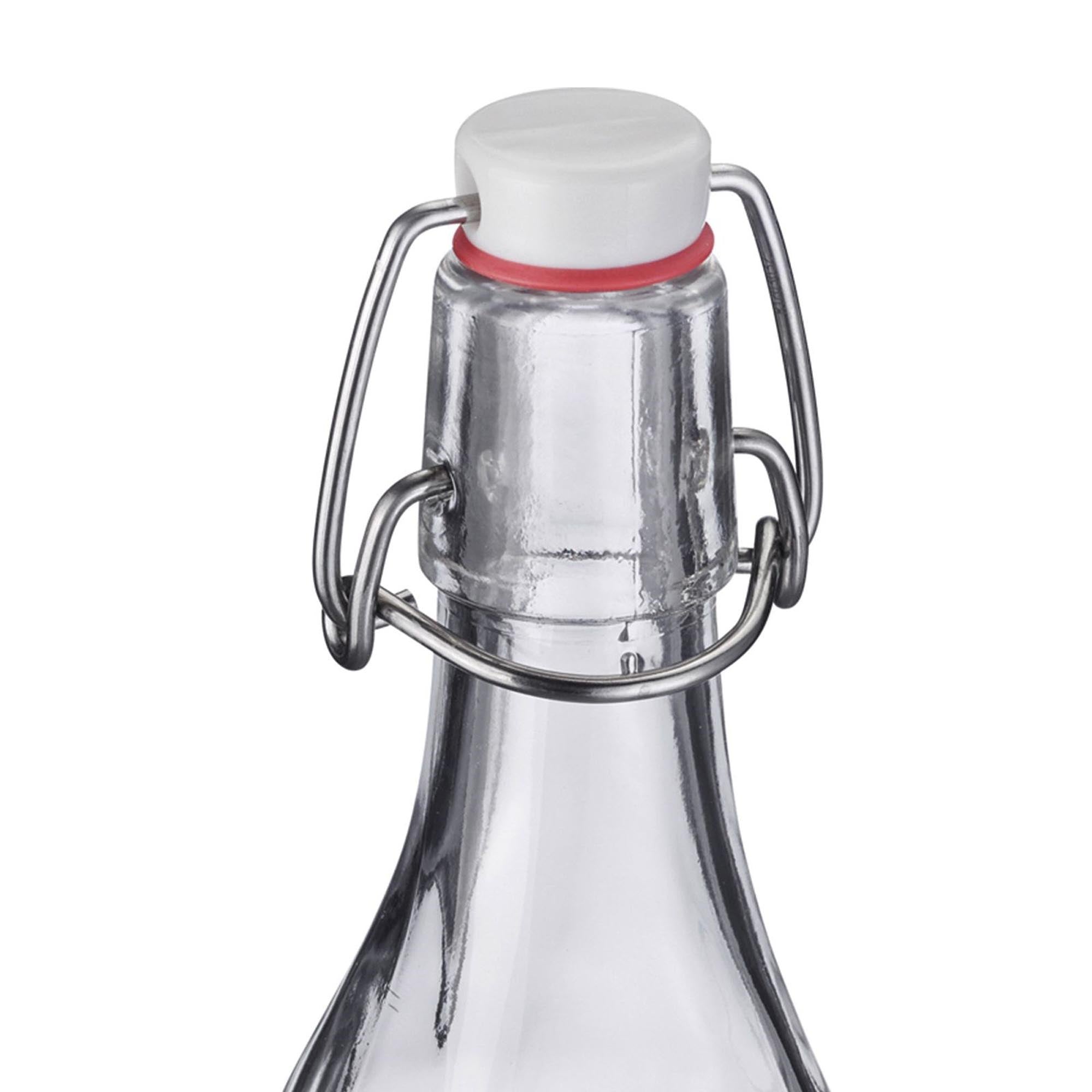 Praktische 250ml Bügelverschlussflasche von Westmark, ideal für Getränke und Öle, mit Anhänger für individuelle Beschriftung.