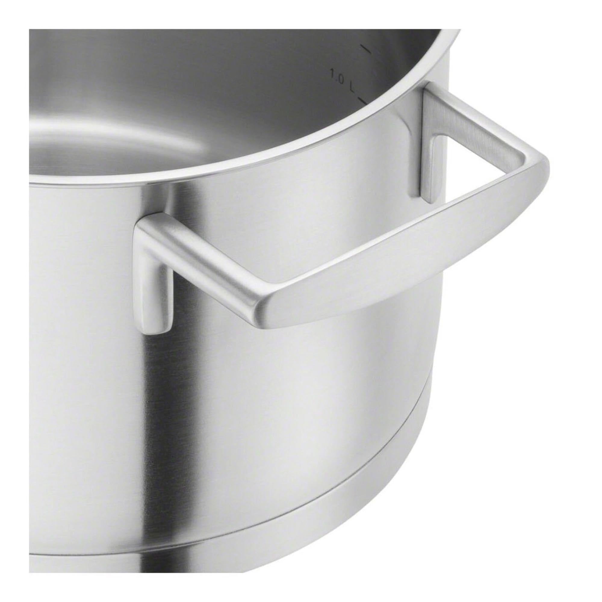Das 5-teilige Zwilling Vitality Kochgeschirr-Set überzeugt mit Qualität und Vielseitigkeit für kreative Kochideen in Ihrer Küche.