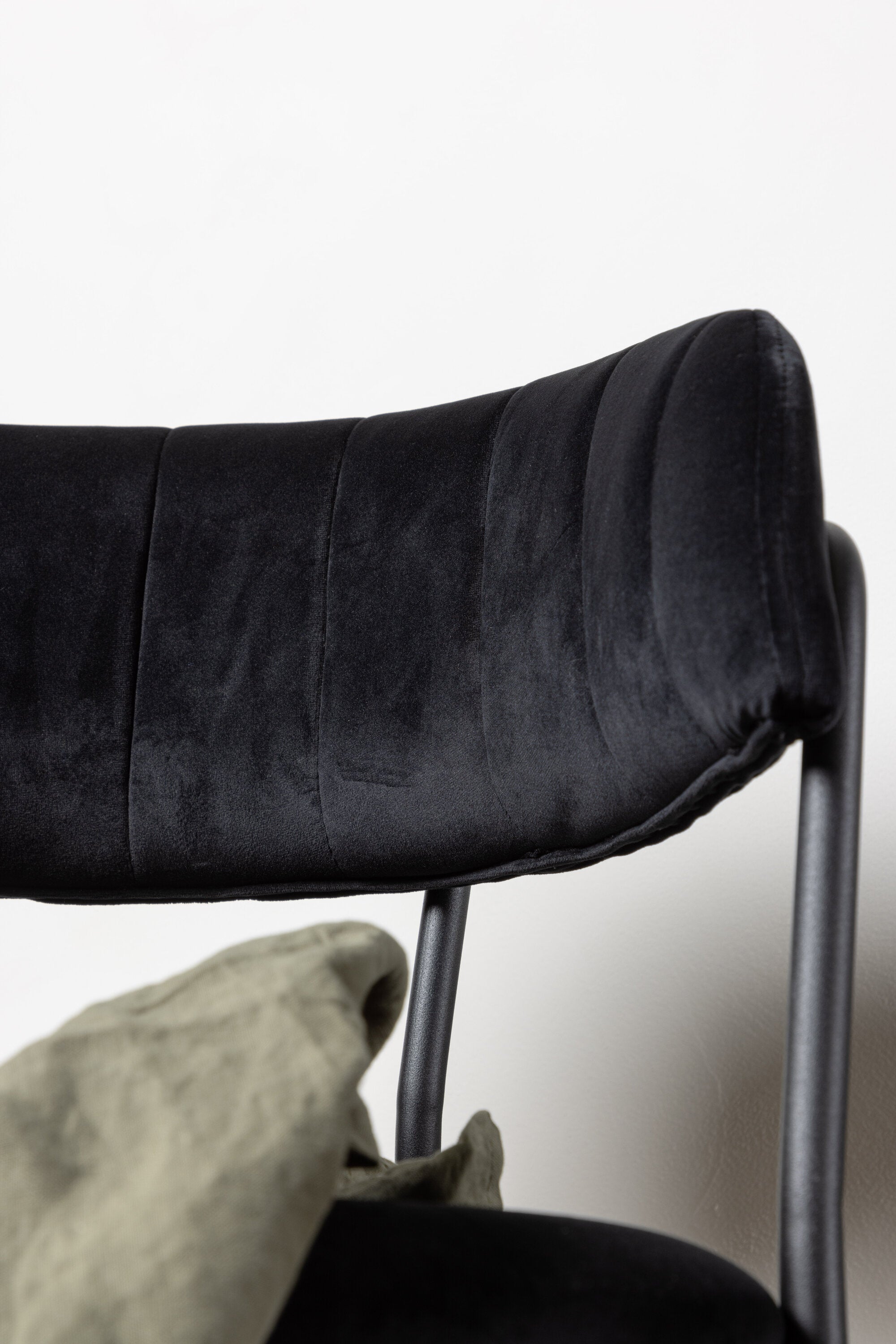 Lui Barstuhl in Schwarz präsentiert im Onlineshop von KAQTU Design AG. Barstuhl ist von Venture Home