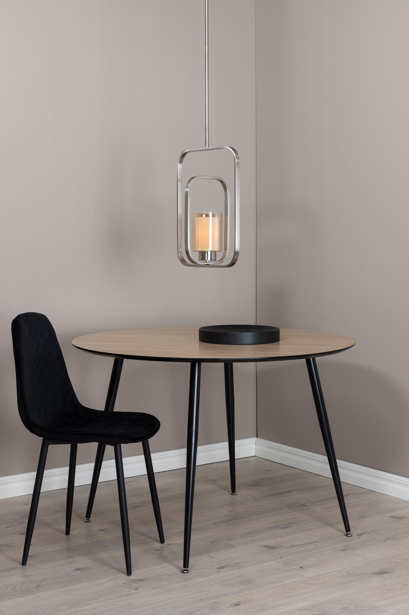 Stilvolle Aludra Pendelleuchte von Venture Home: Hochwertige Materialien und harmonische Lichtverteilung für einladende Räume.