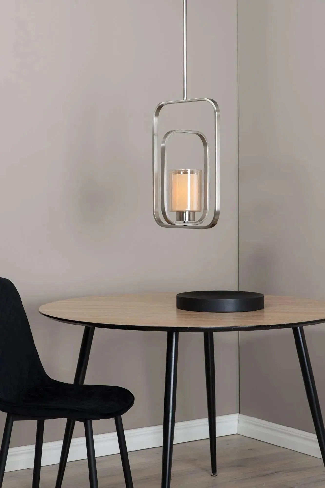 Aludra Pendelleuchte: Modernes Highlight für Ihr Zuhause.