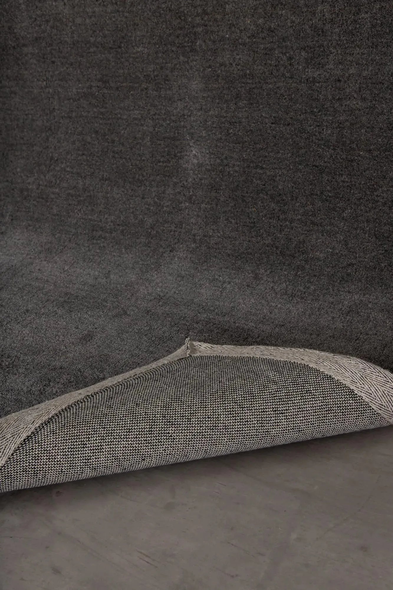 Ulla Teppich von Venture Home: Modernes Design trifft auf Komfort.