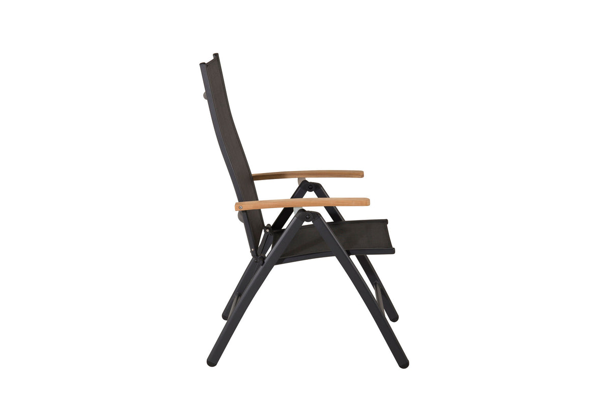 Panama Gartenstuhl Light in Schwarz präsentiert im Onlineshop von KAQTU Design AG. Gartenstuhl mit Armlehnen ist von Venture Home