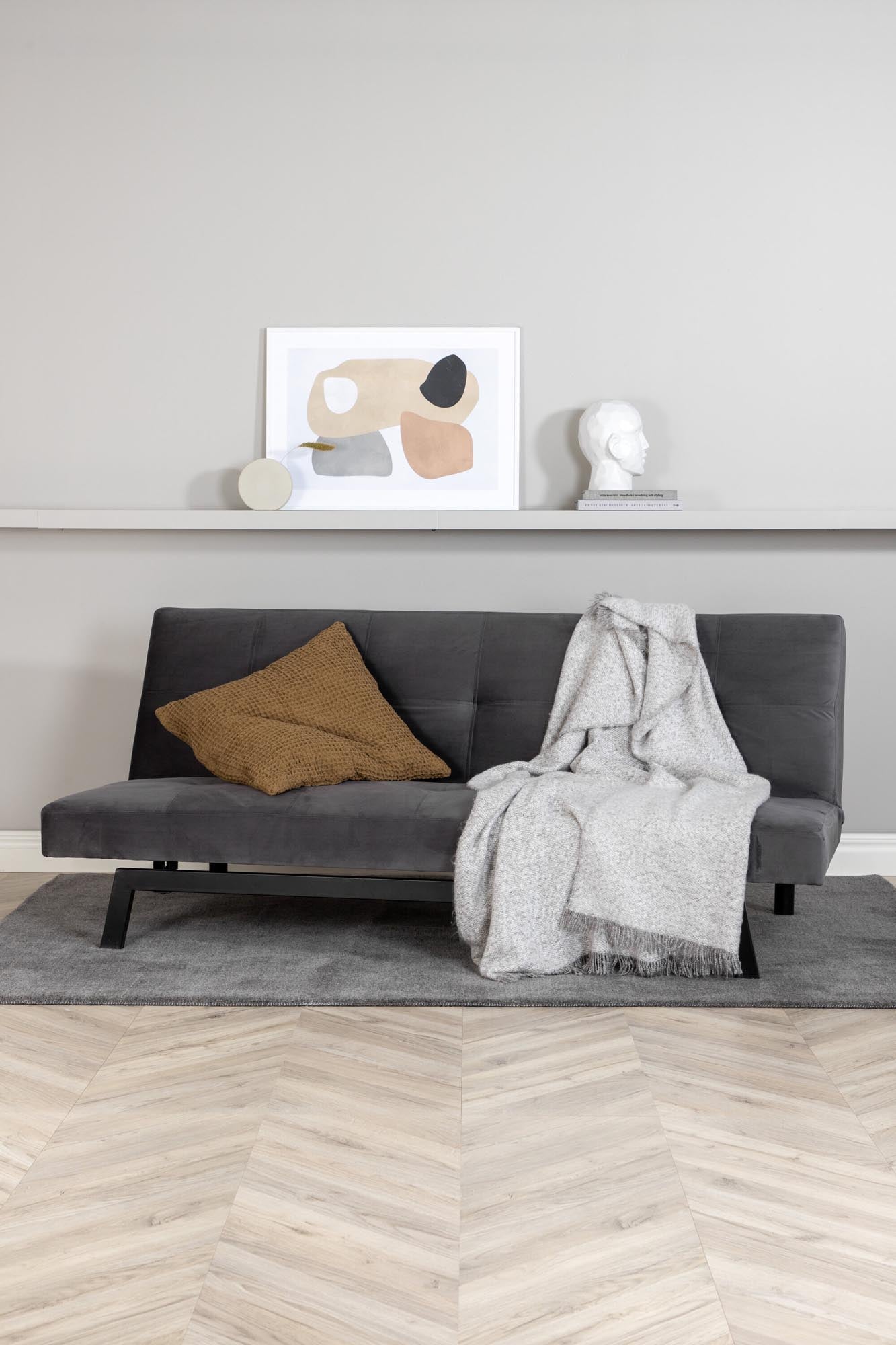 Bodil Sofa in Dunkelgrau präsentiert im Onlineshop von KAQTU Design AG. Bettsofa ist von Venture Home