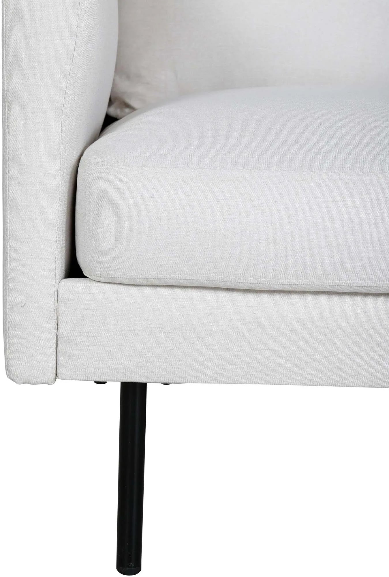 Komfortables Zoom 2er Sofa: Zeitloses Design für jeden Wohnraum.