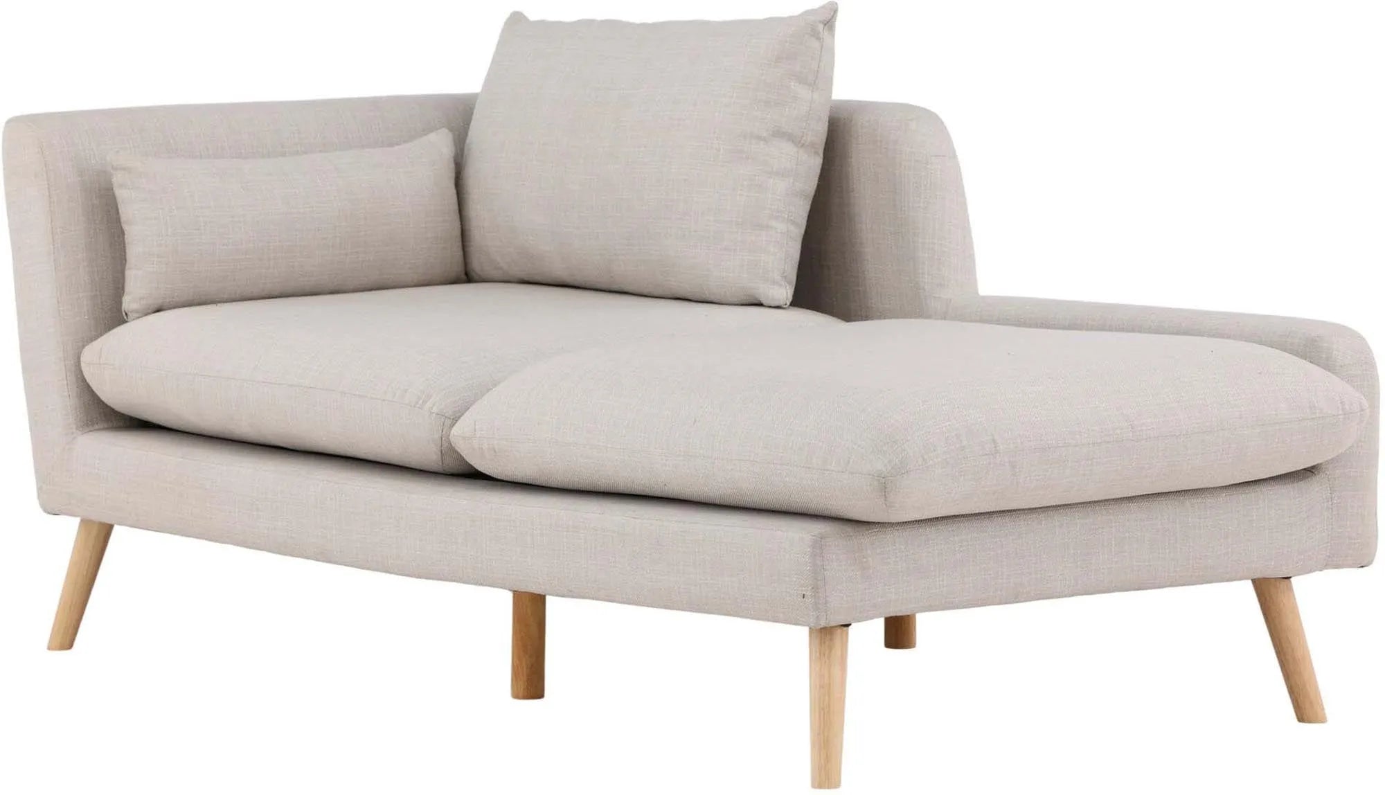 Tacoma Sofa von Venture Home: Modernes Design für Ihr Wohnzimmer.