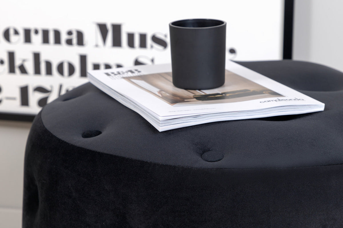 Benjamin Ottoman / Pouf in Schwarz präsentiert im Onlineshop von KAQTU Design AG. Pouf ist von Venture Home