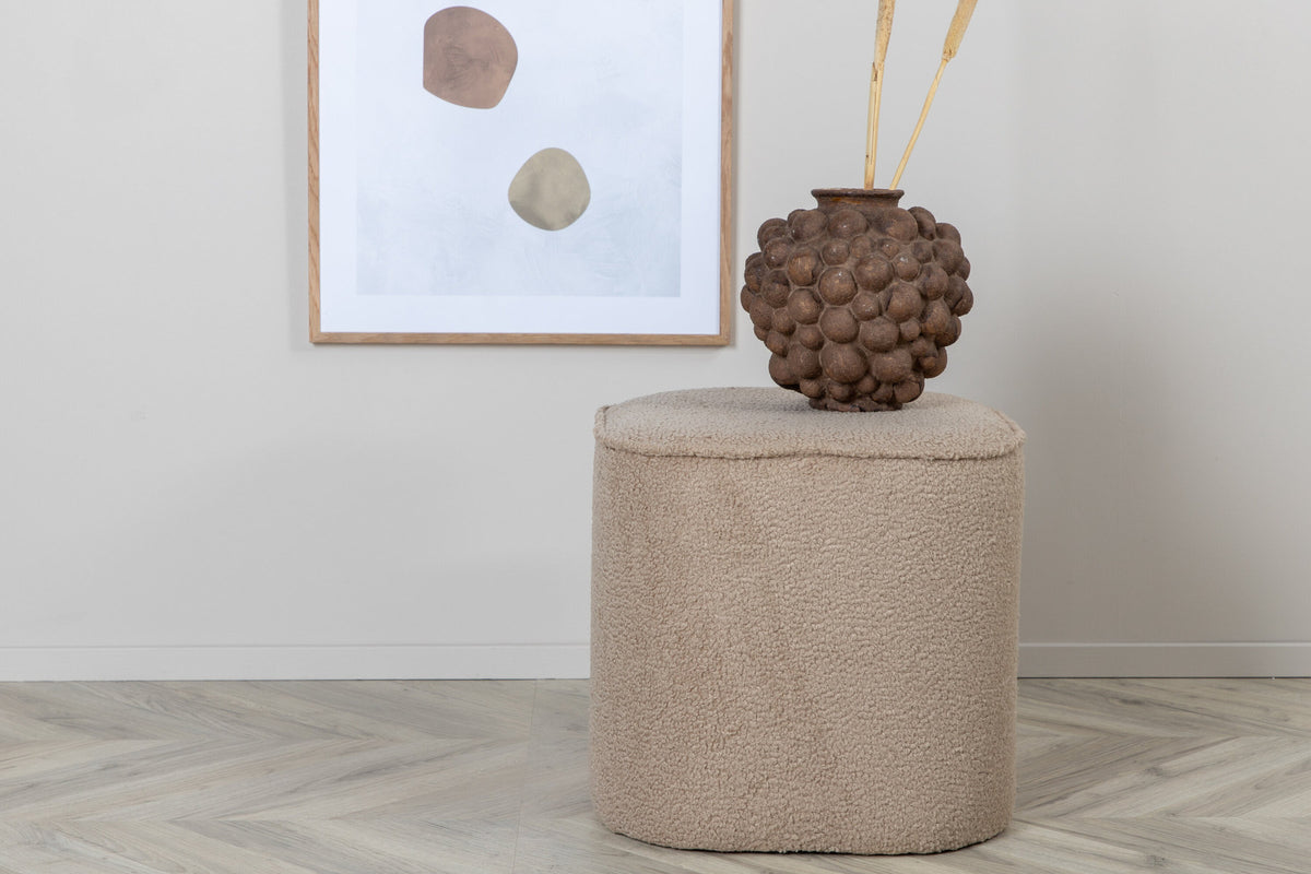 Piff Ottoman / Pouf in Beige präsentiert im Onlineshop von KAQTU Design AG. Pouf ist von Venture Home