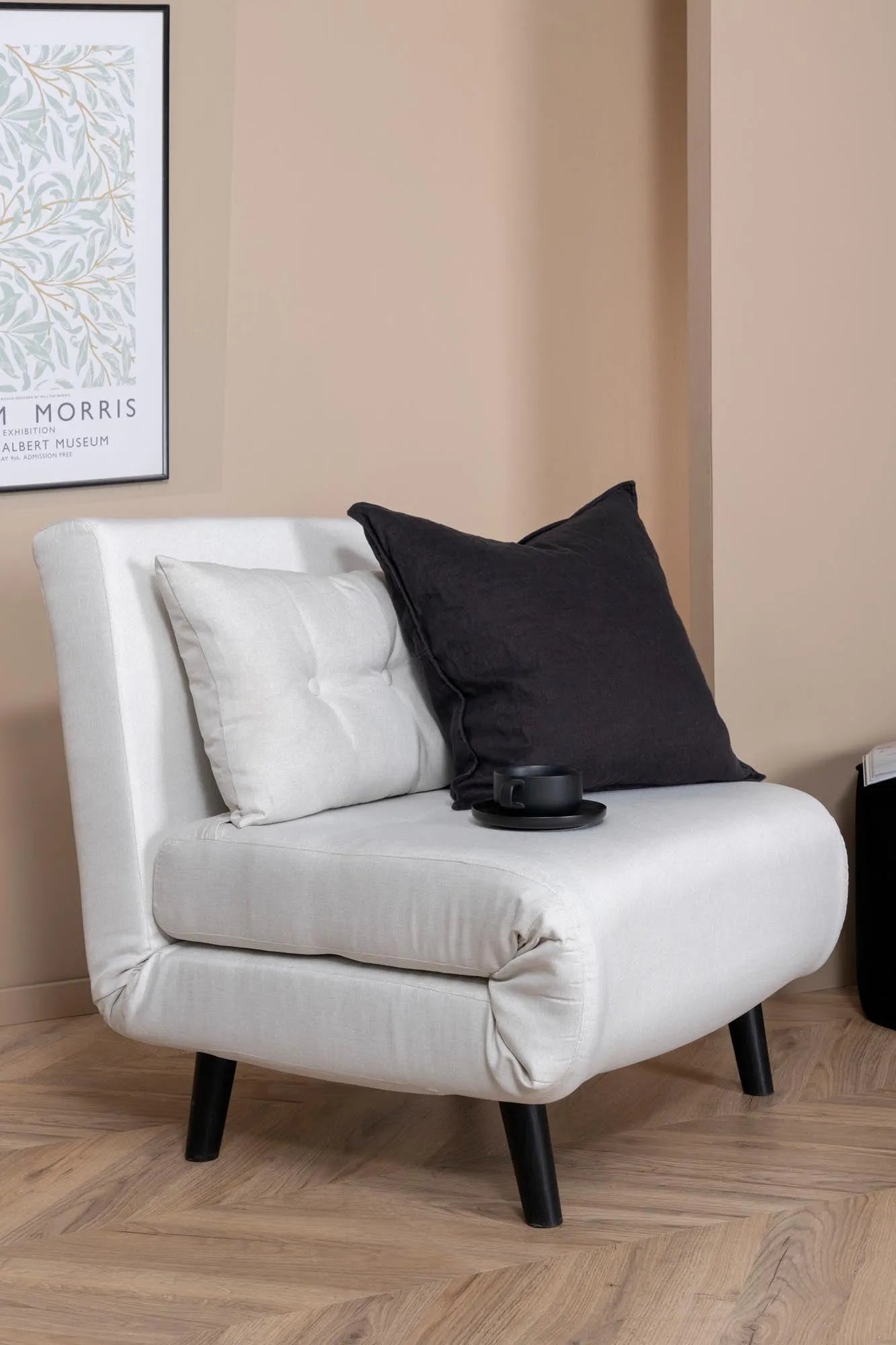 Vicky Bettsofa: Modernes Design und Funktionalität vereint.