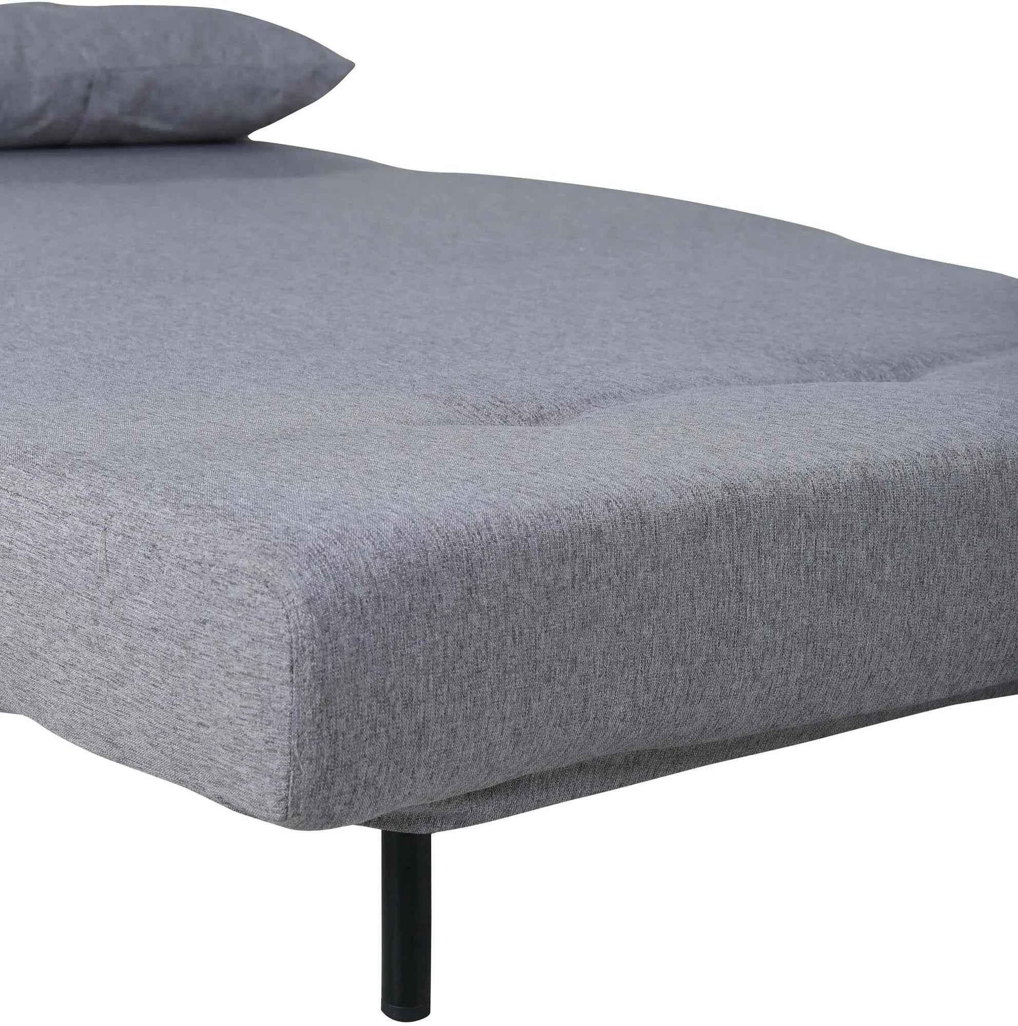 Vicky Bettsofa: Stilvolles Design trifft auf praktischen Komfort.