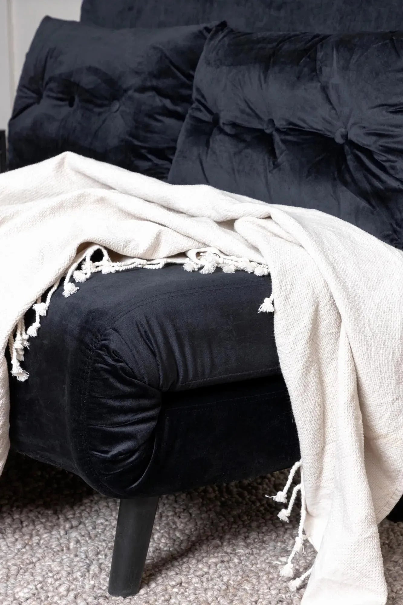 Vicky Bettsofa: Modernes Design und Funktionalität vereint.