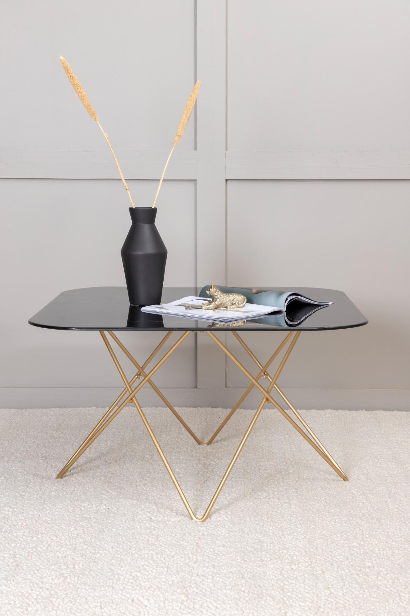 Stilvoller Tristar Beistelltisch von Venture Home für Ihr Zuhause.