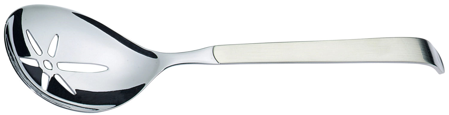 Eleganter geschlitzter Löffel aus 18/10 Edelstahl von Amefa, perfekt für Buffets und stilvolles Servieren von Speisen.