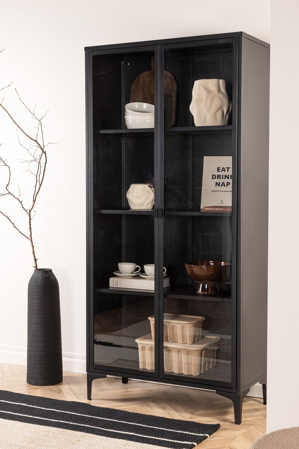 Piring Cabinet in Schwarz präsentiert im Onlineshop von KAQTU Design AG. Cabinet ist von Venture Home